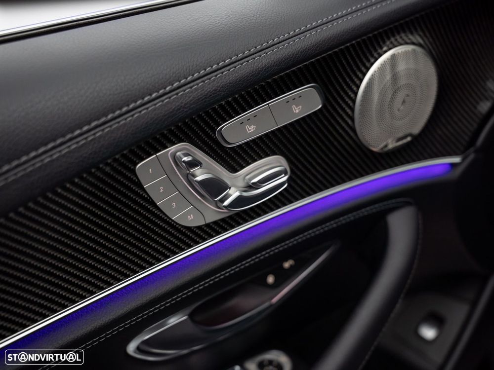 Mercedes-Benz E 300 de AMG Line - 20