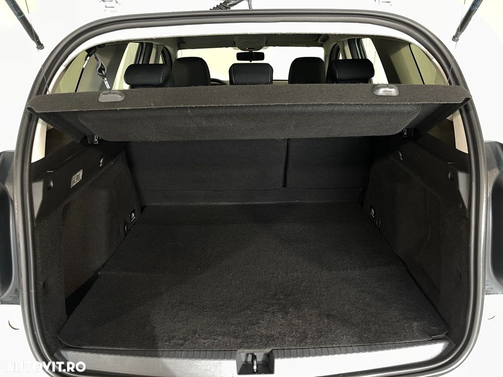 Dacia Duster 1.5 Blue dCi 4WD Comfort - 12