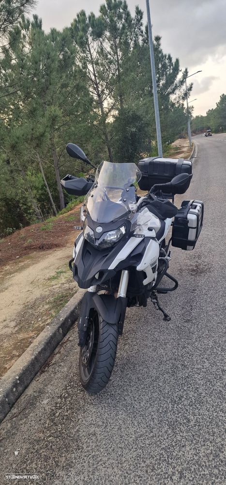 Benelli TRK 502 - 11