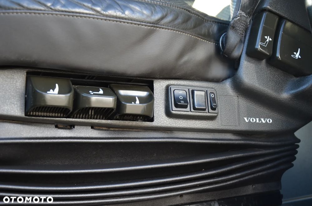 Volvo FH 500 XL / PEŁEN ADR ! / KLIMA P. / SKÓRY / XENON / LED / ACC / NAVI / WAGA / TUNER TV / 9950 - 12