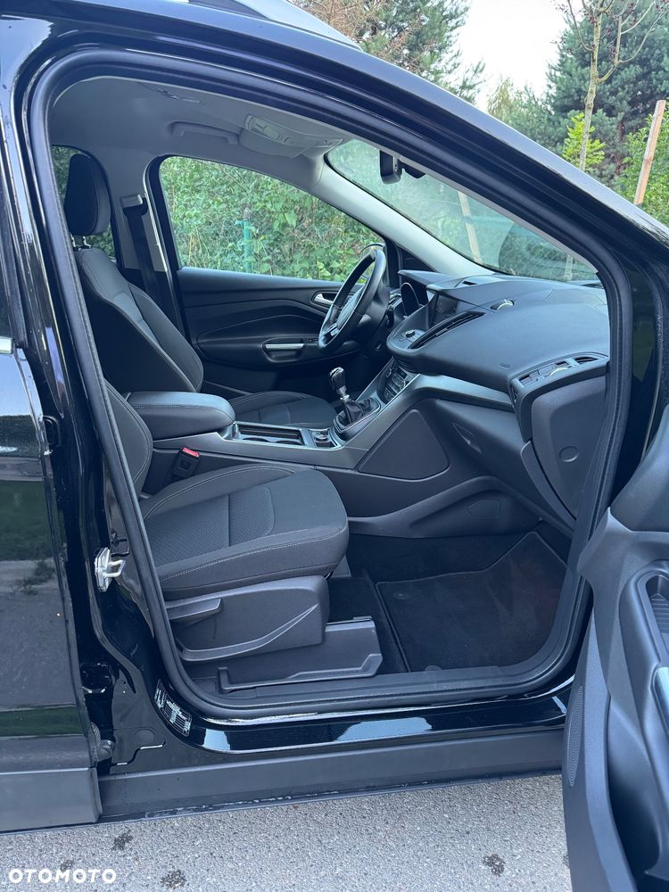 Ford Kuga 1.5 EcoBoost 2x4 Titanium - 21