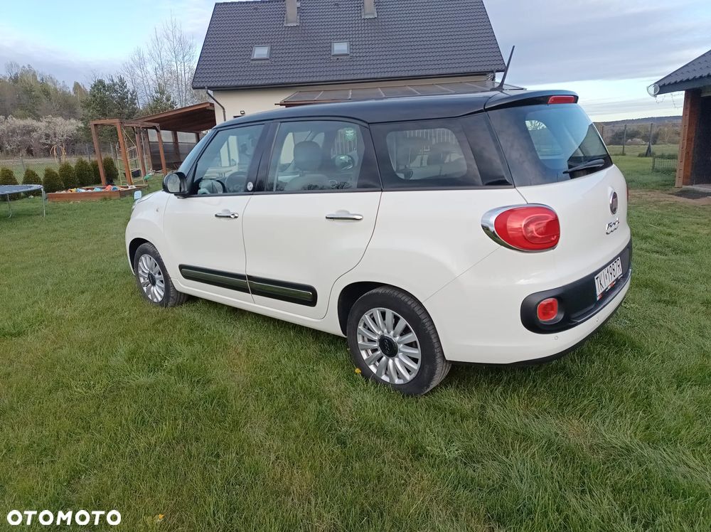 Fiat 500L Living 1.4 T-Jet 16V Lounge - 3