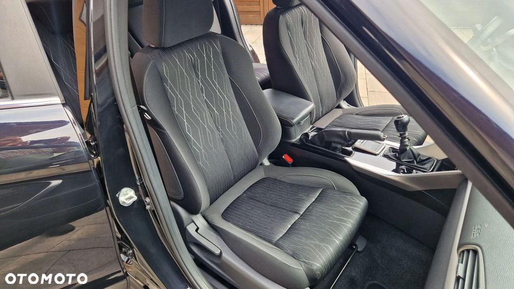 Mitsubishi Eclipse Cross - 17