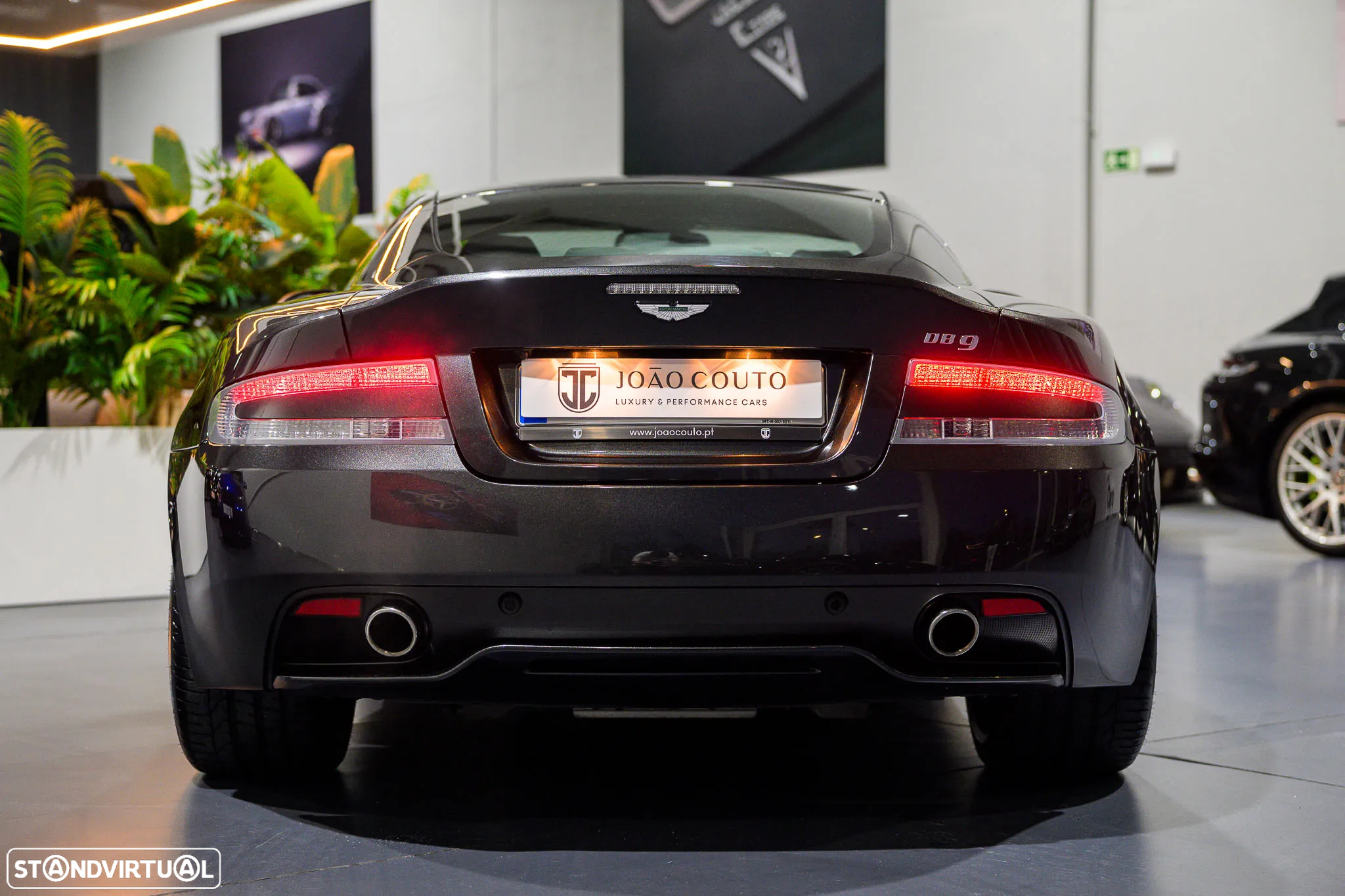 Aston Martin DB9 Coupe Touchtronic 2 - 9