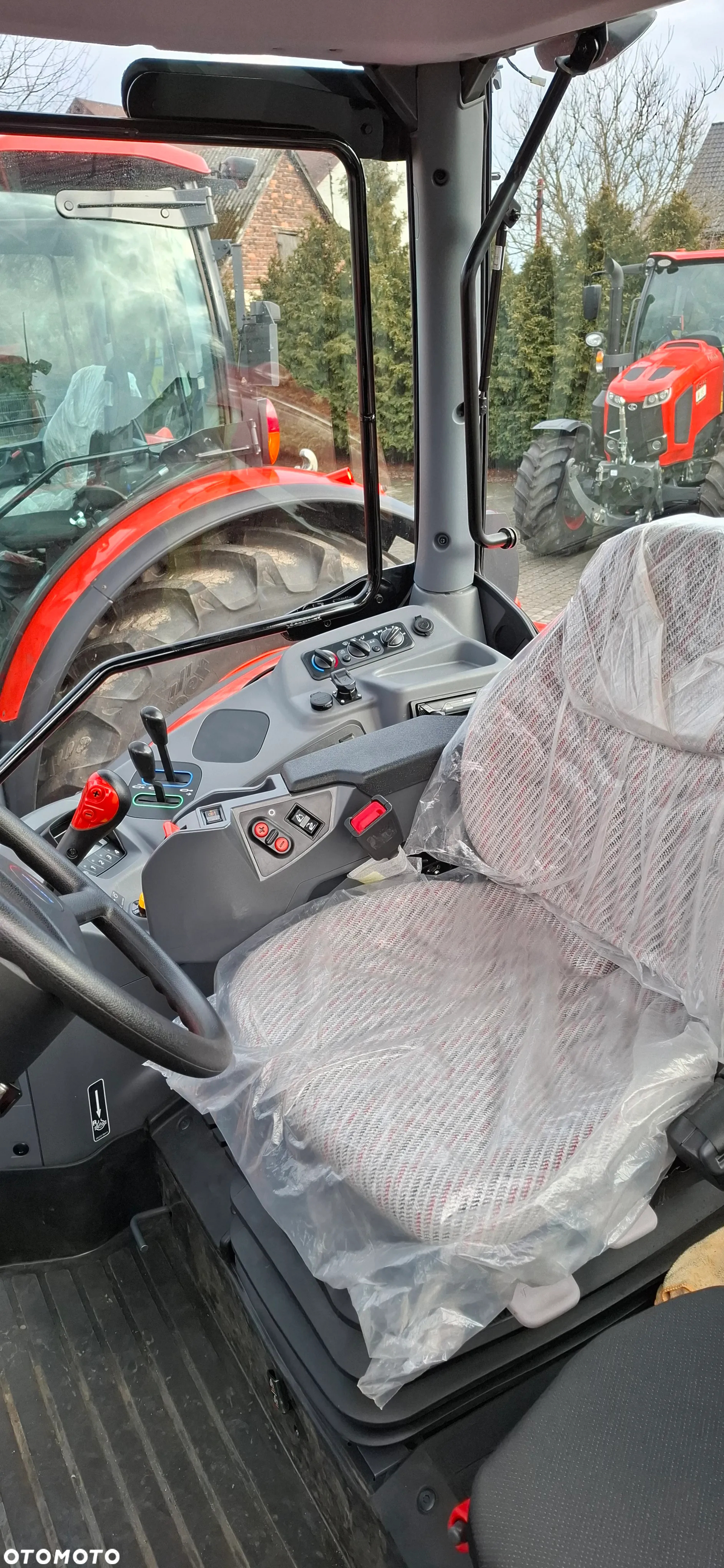 Kubota M6 111 U - 4