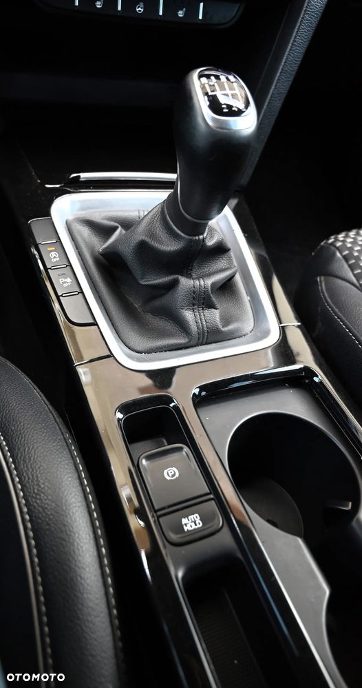Kia XCeed - 37