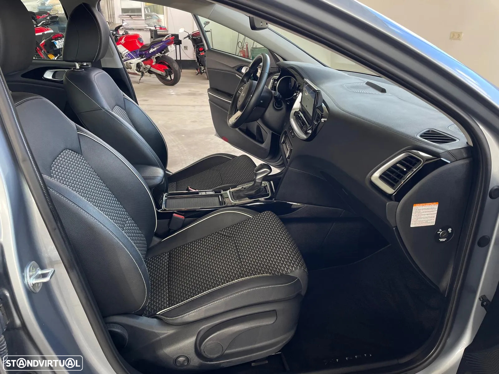Kia XCeed 1.6 GDi PHEV First Edition - 37