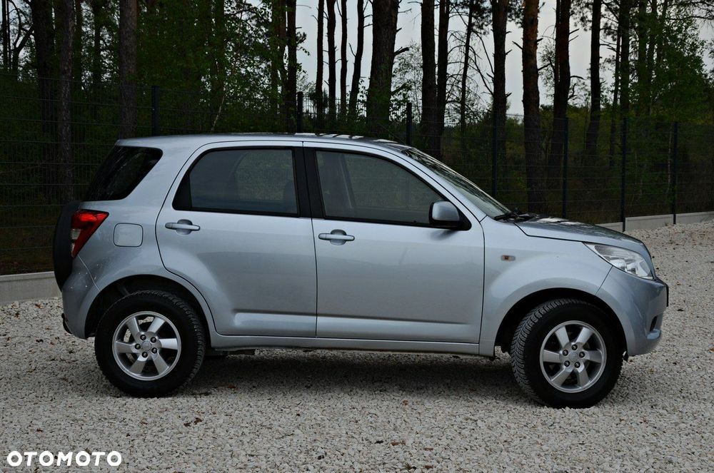 Daihatsu Terios - 15