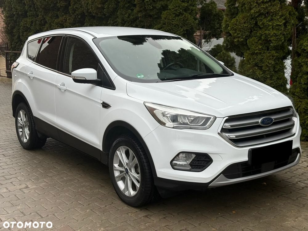 Ford Kuga 2.0 TDCi 4x2 Titanium - 1