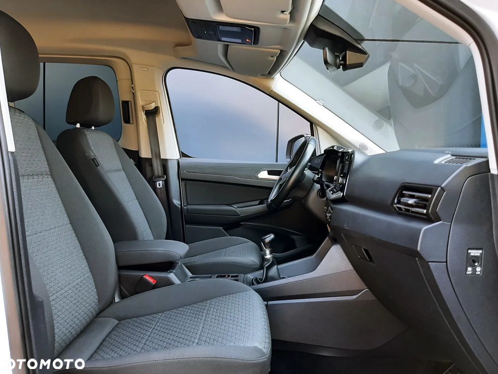 Ford Tourneo Connect 2.0 EcoBlue Titanium - 19
