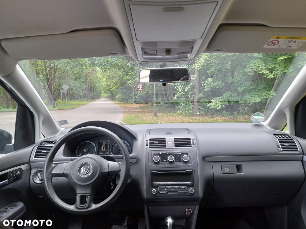 Volkswagen Touran - 7