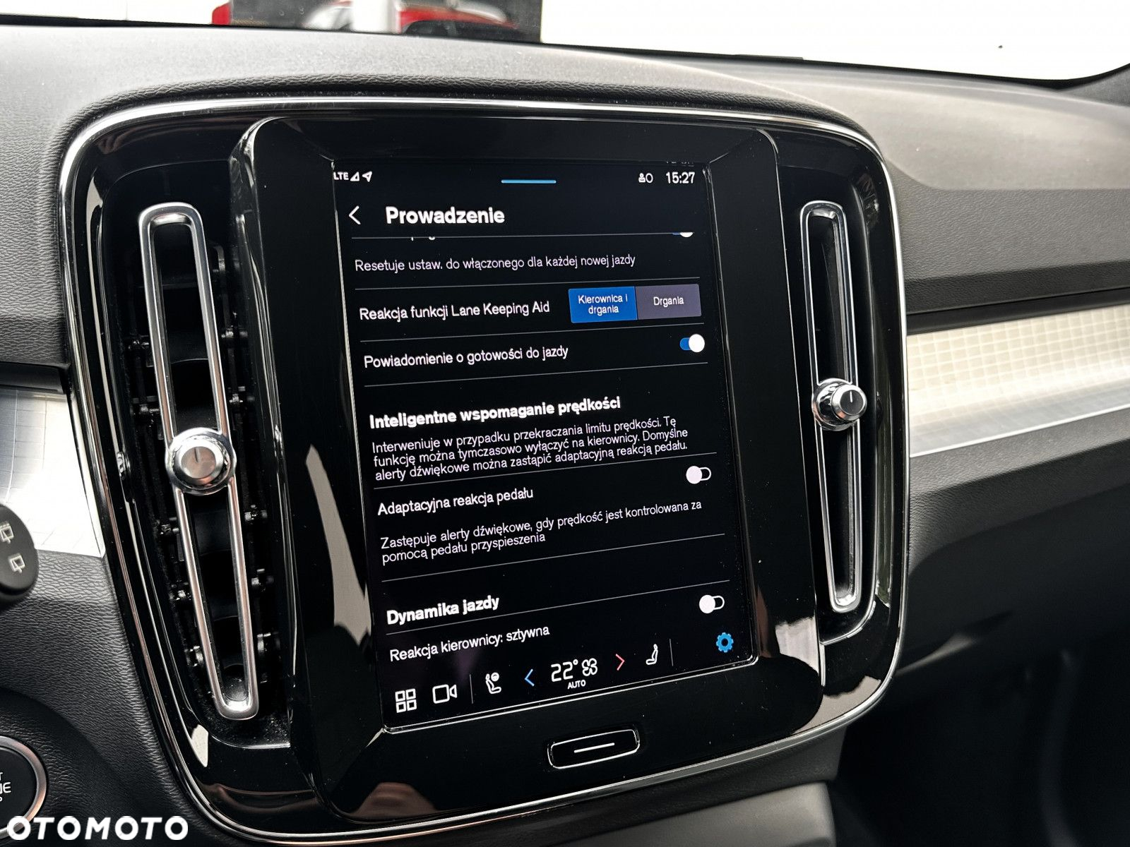 Volvo XC 40 - 32
