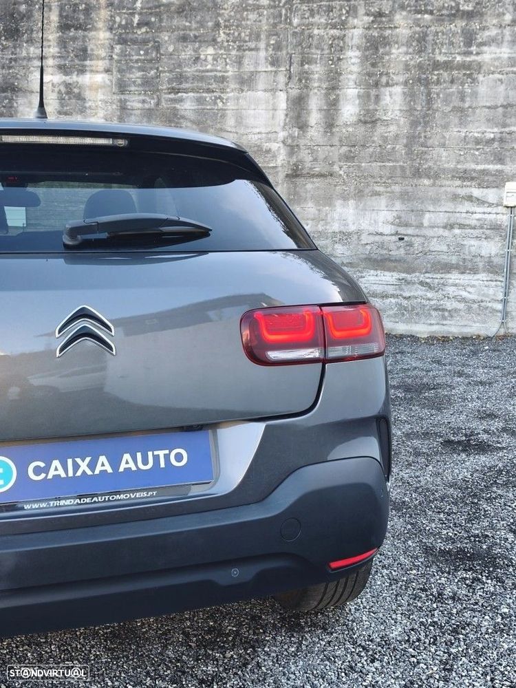 Citroën C4 Cactus 1.2 PureTech Shine EAT6 - 33