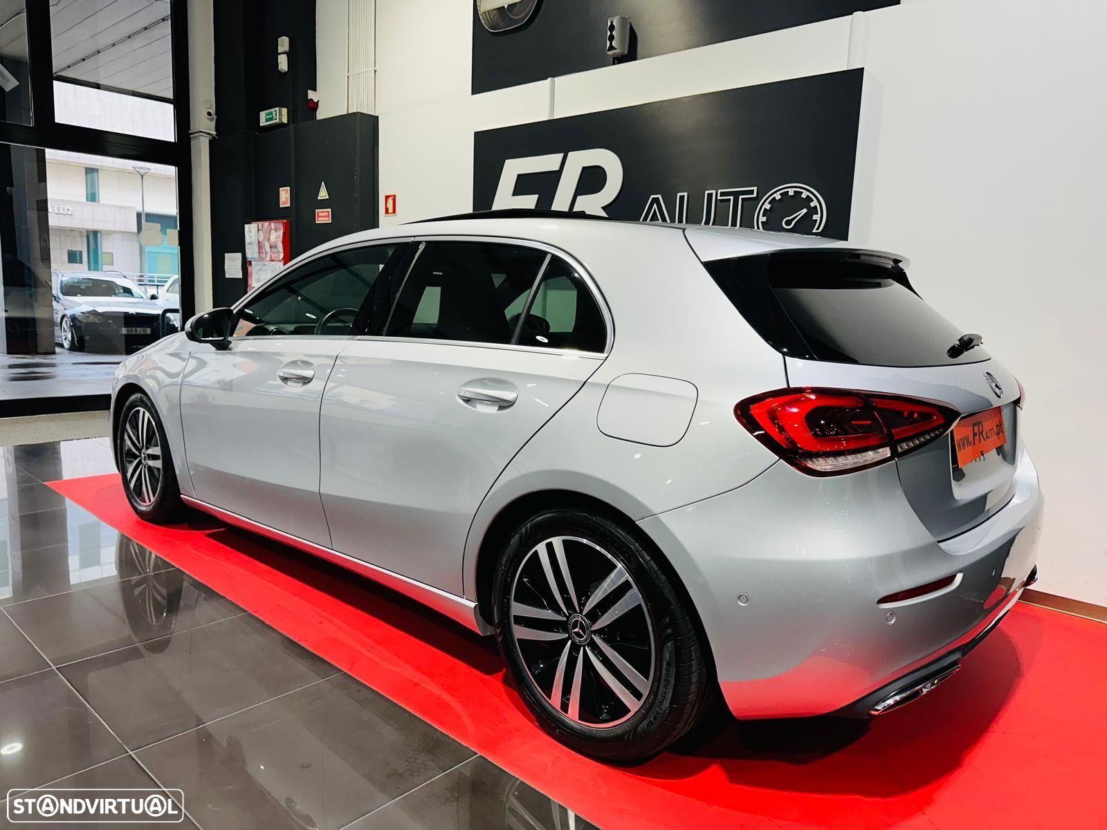 Mercedes-Benz A 180 d 7G-DCT - 12