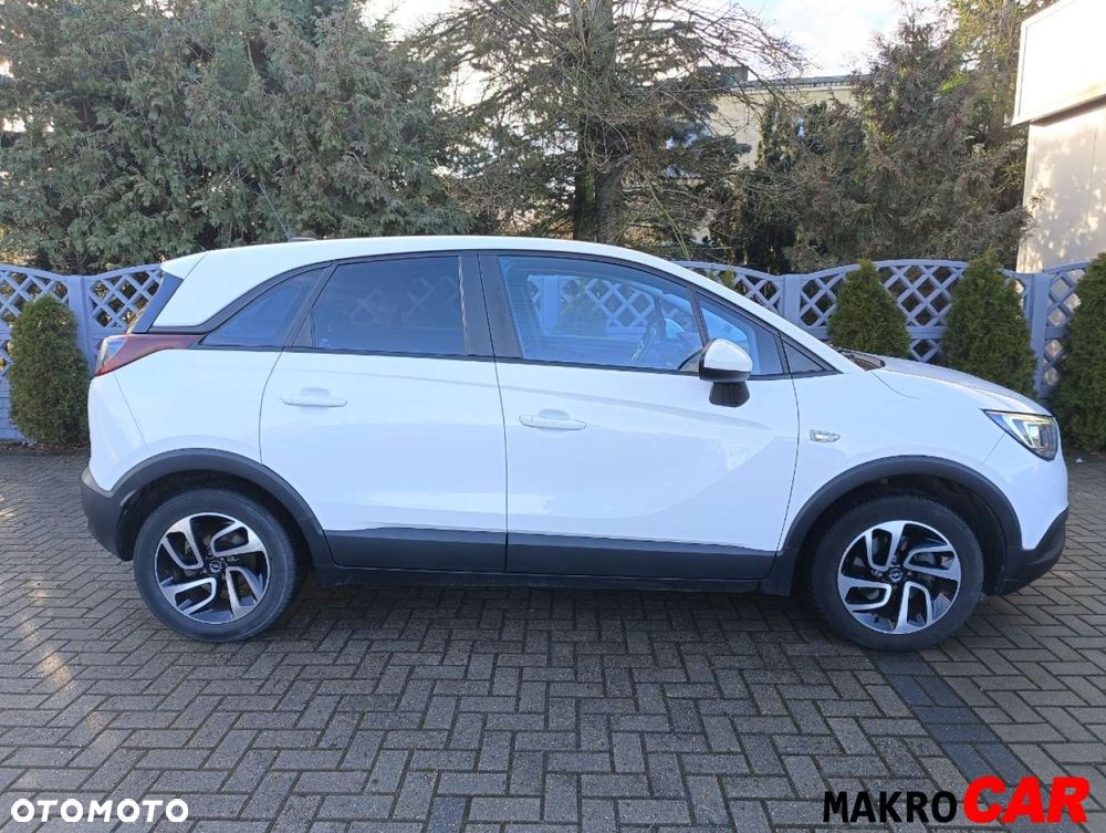 Opel Crossland X 1.2 T Enjoy S&S - 17