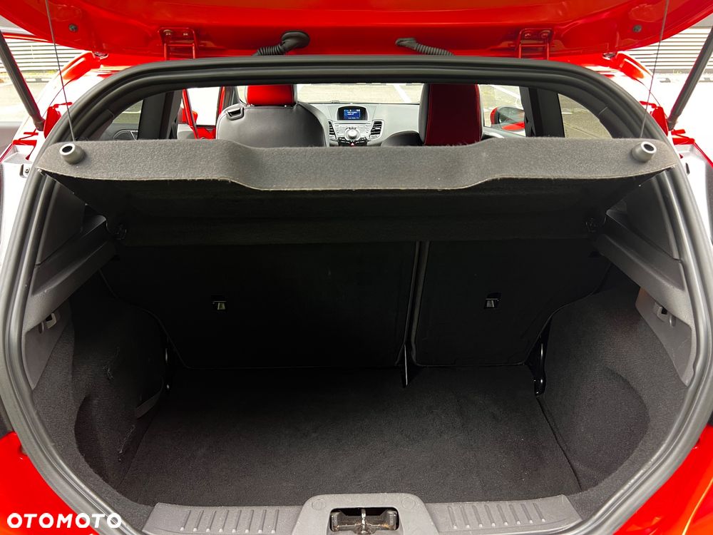 Ford Fiesta ST2 - 16
