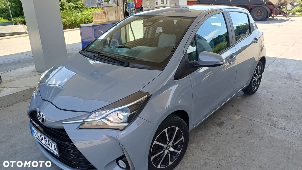 Toyota Yaris 1.5 Premium - 2