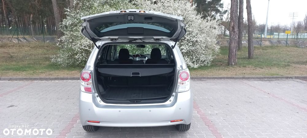 Toyota Verso 1.8 Sol 7os MS - 9