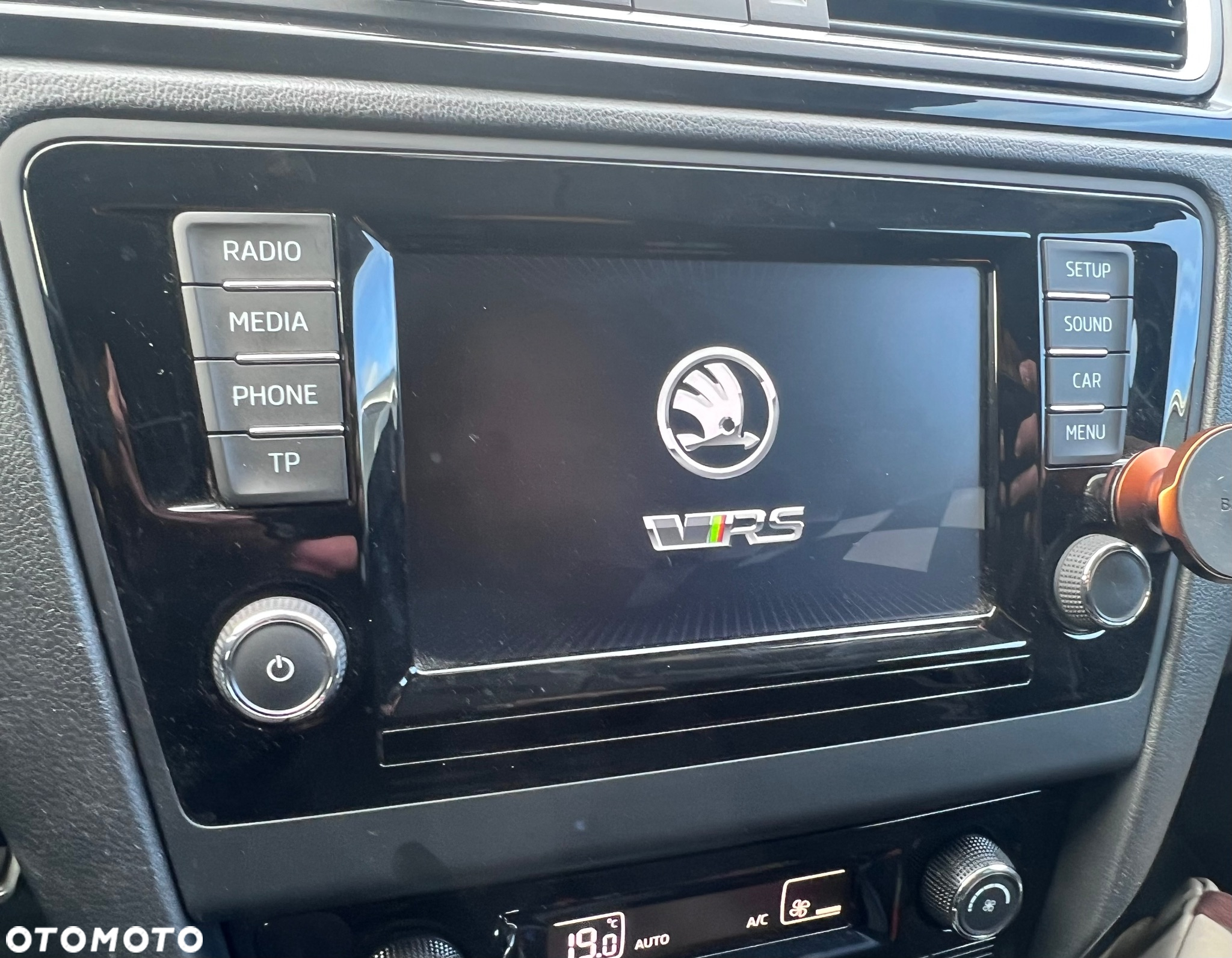 Skoda RAPID 1.2 TSI Monte Carlo - 10