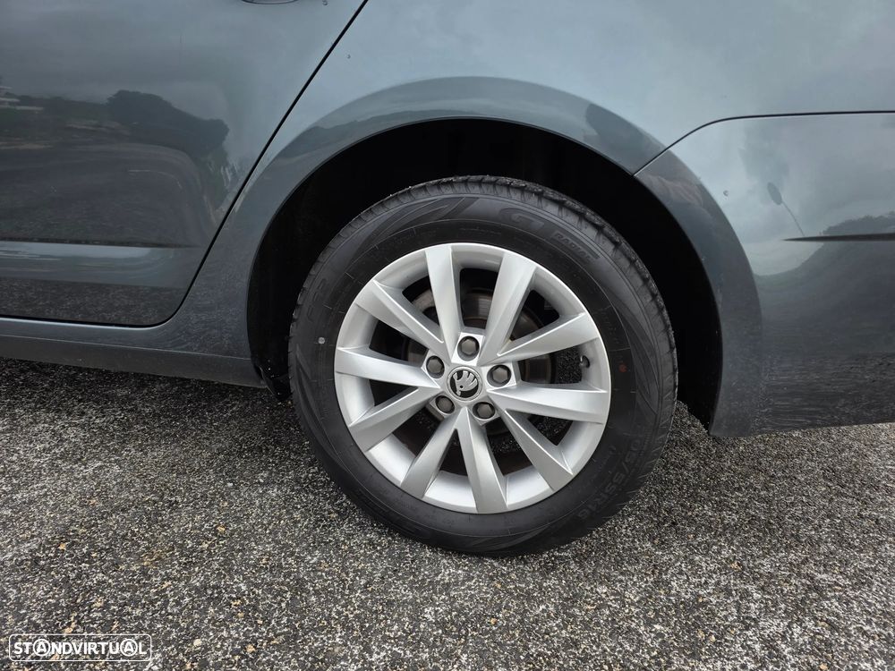 Skoda Octavia Break 1.6 TDi Ambition - 9