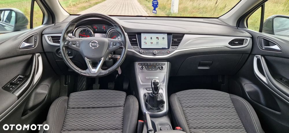 Opel Astra 1.6 D Start/Stop Business - 31
