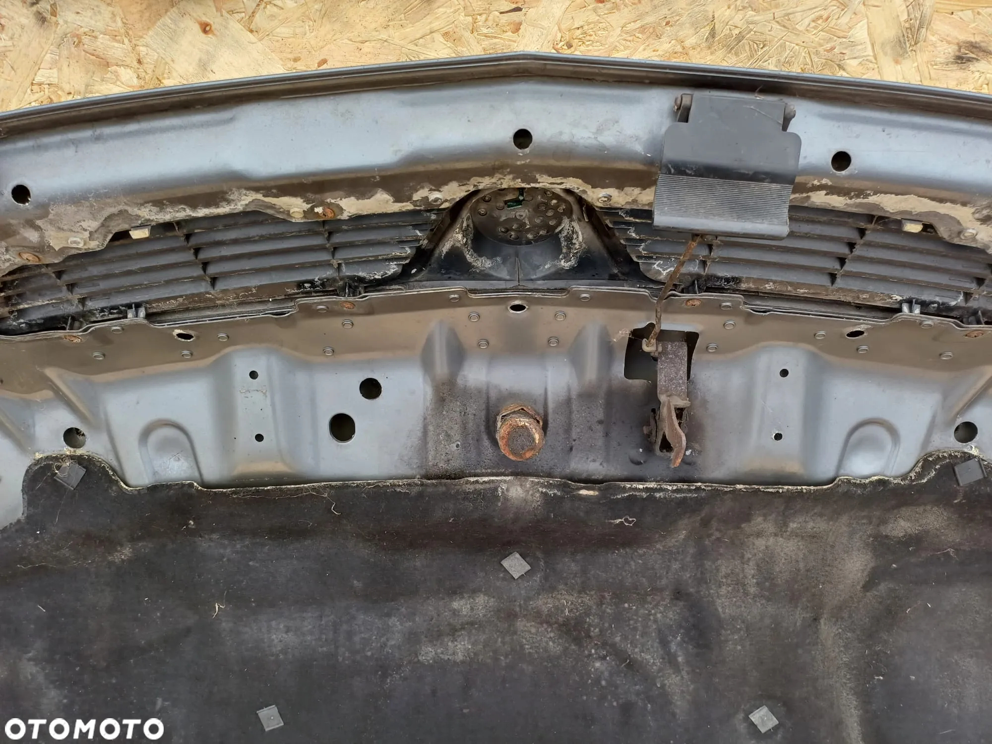 Opel Vauxhall Vectra C Maska Przód Z155 - 2