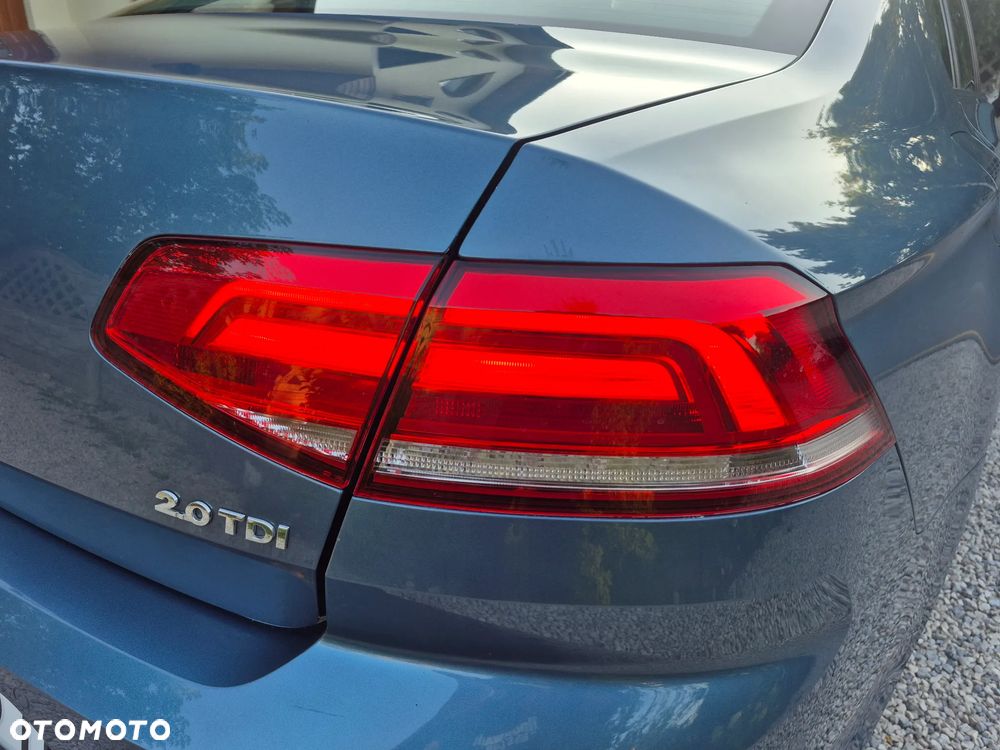 Volkswagen Passat 2.0 TDI BMT Comfortline - 12