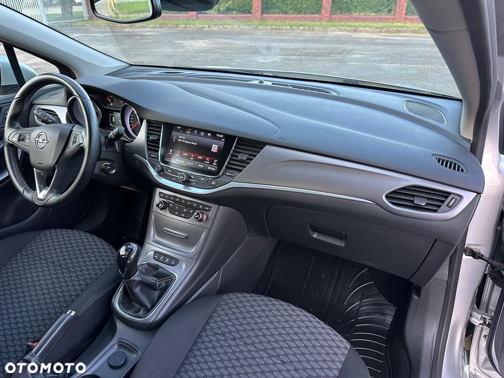 Opel Astra 1.6 CDTI Sport - 23