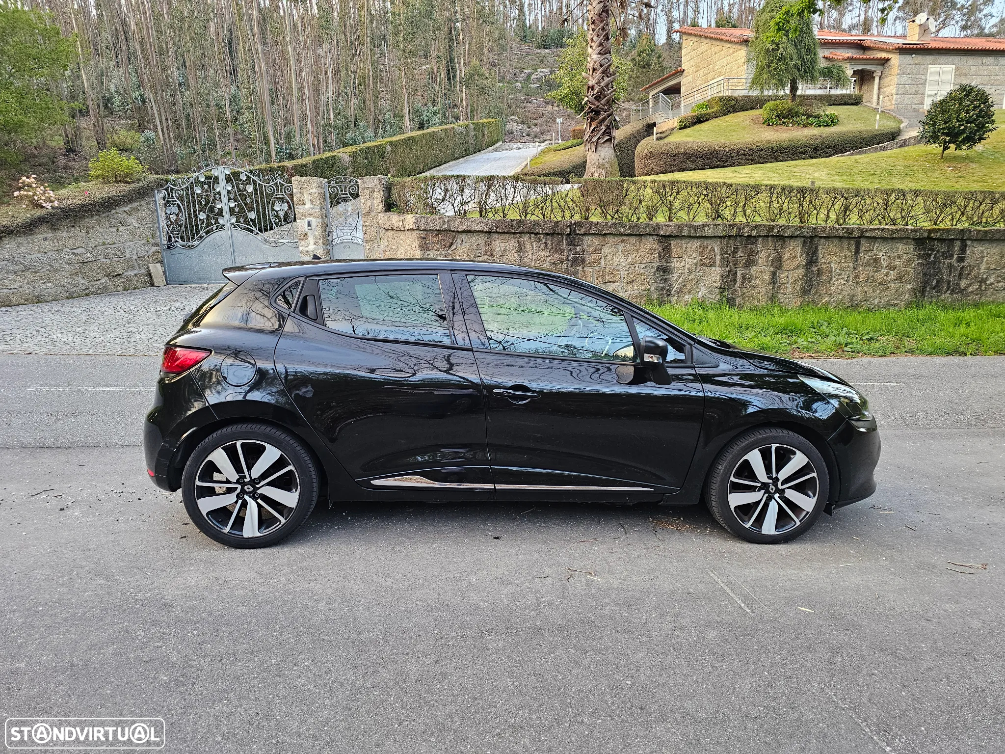 Renault Clio 1.5 dCi Limited EDition - 2