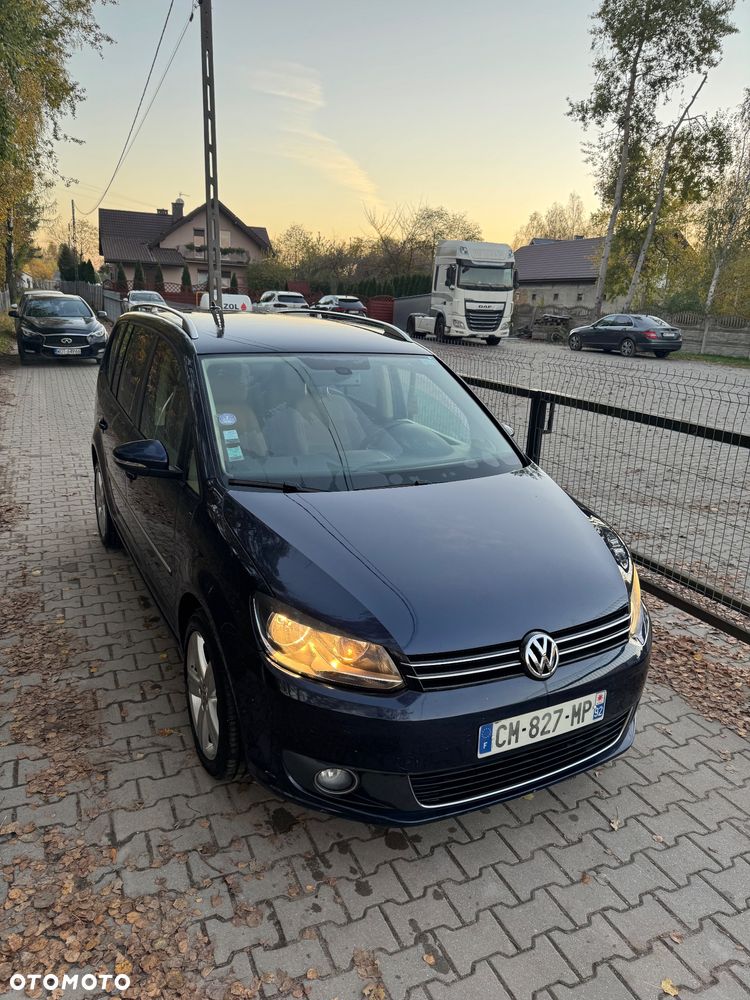 Volkswagen Touran - 1