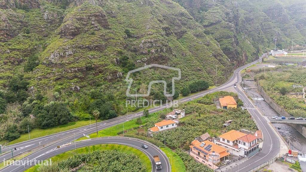 Terreno 1381 m2 com uma parte Urbana - Ribeira Brava - Grande imagem: 5/8