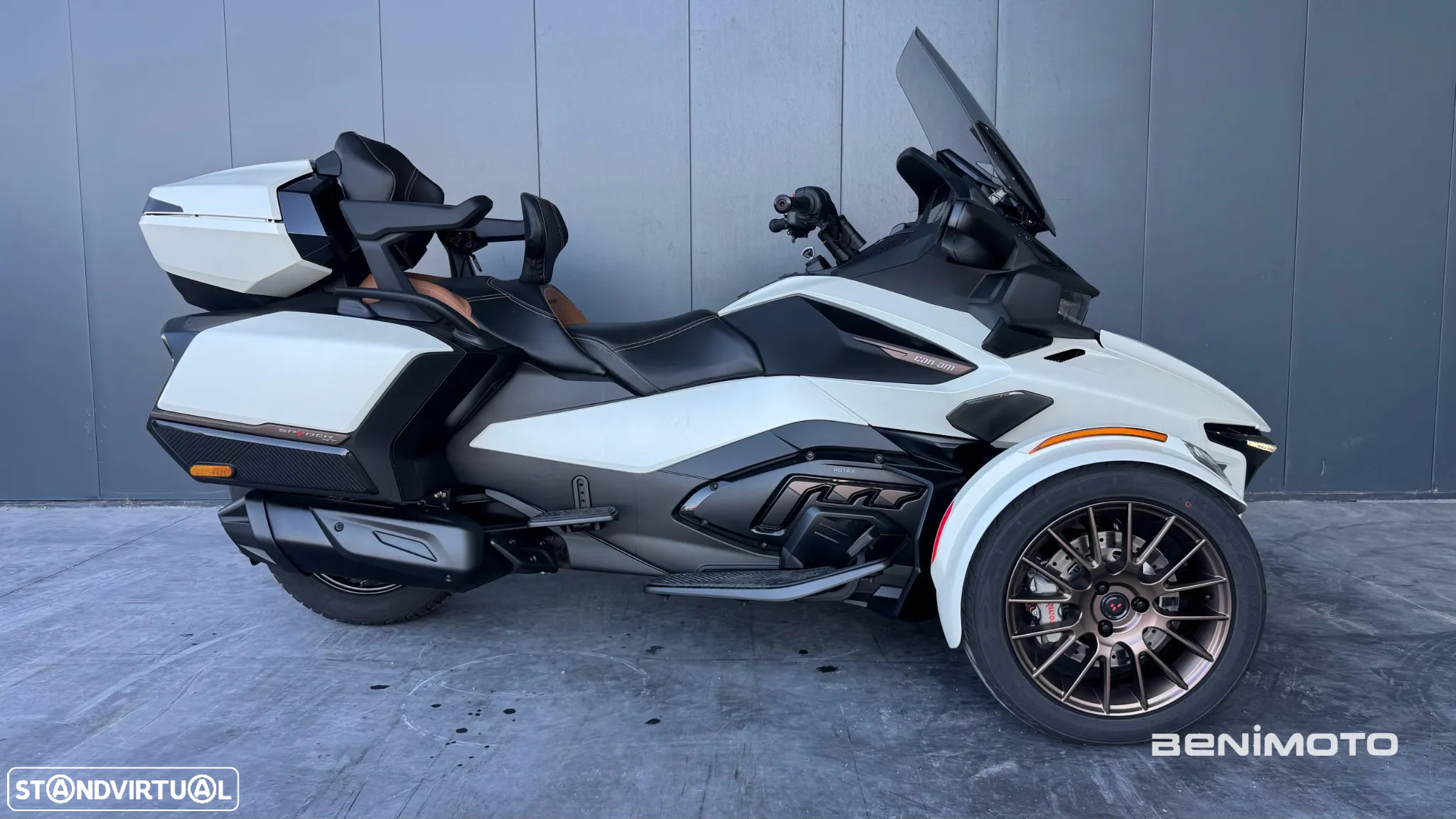 Can-Am Spyder RT Limited Sea-To-Sky - 7