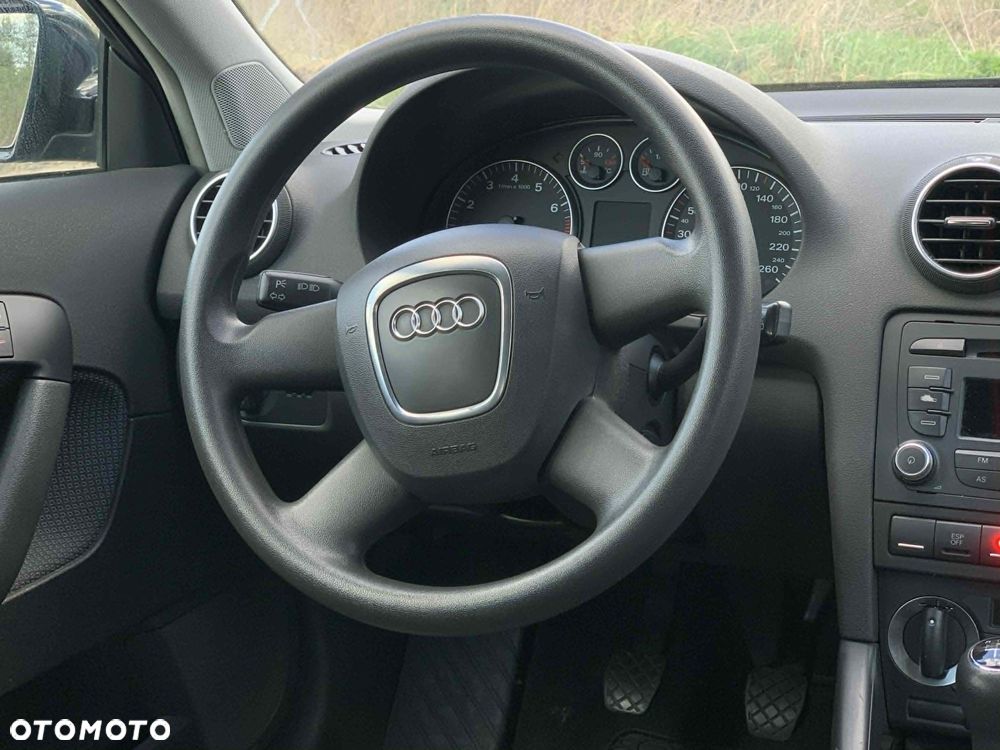 Audi A3 Sportback - 17