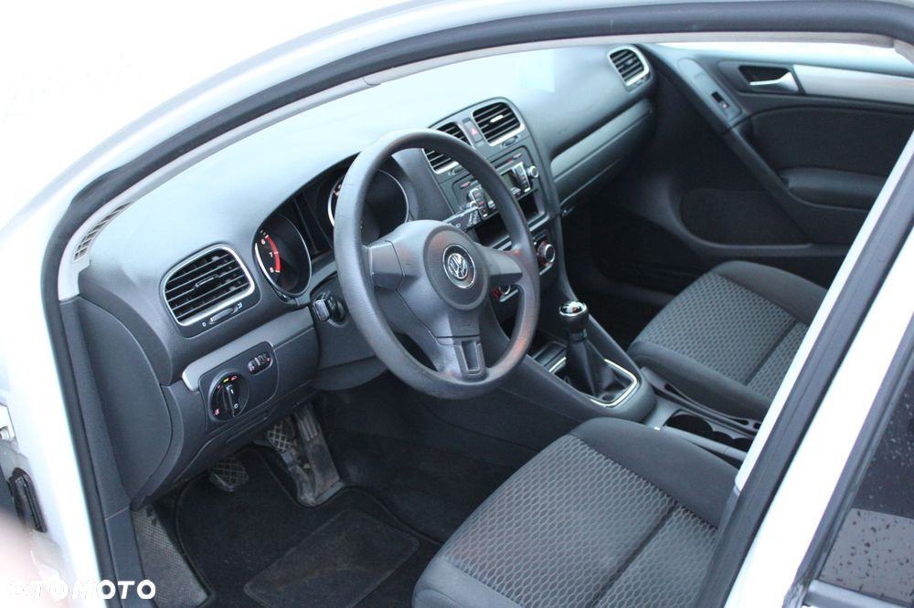 Volkswagen Golf - 13
