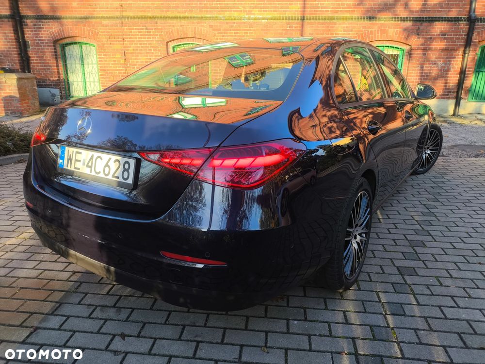 Mercedes-Benz Klasa C 180 mHEV - 9