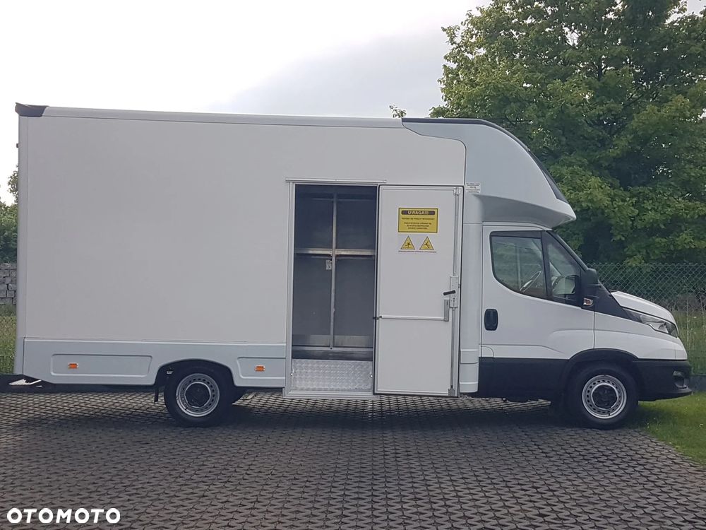 Iveco DAILY KONTENER NISKOPODŁOGOWY 4,43x2,23x2,42 SKLEP BAR FOODTRUCK KAMPER KLIMA - 33
