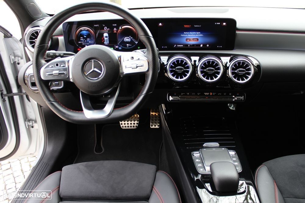 Mercedes-Benz A 250 e 8G-DCT AMG Line - 19