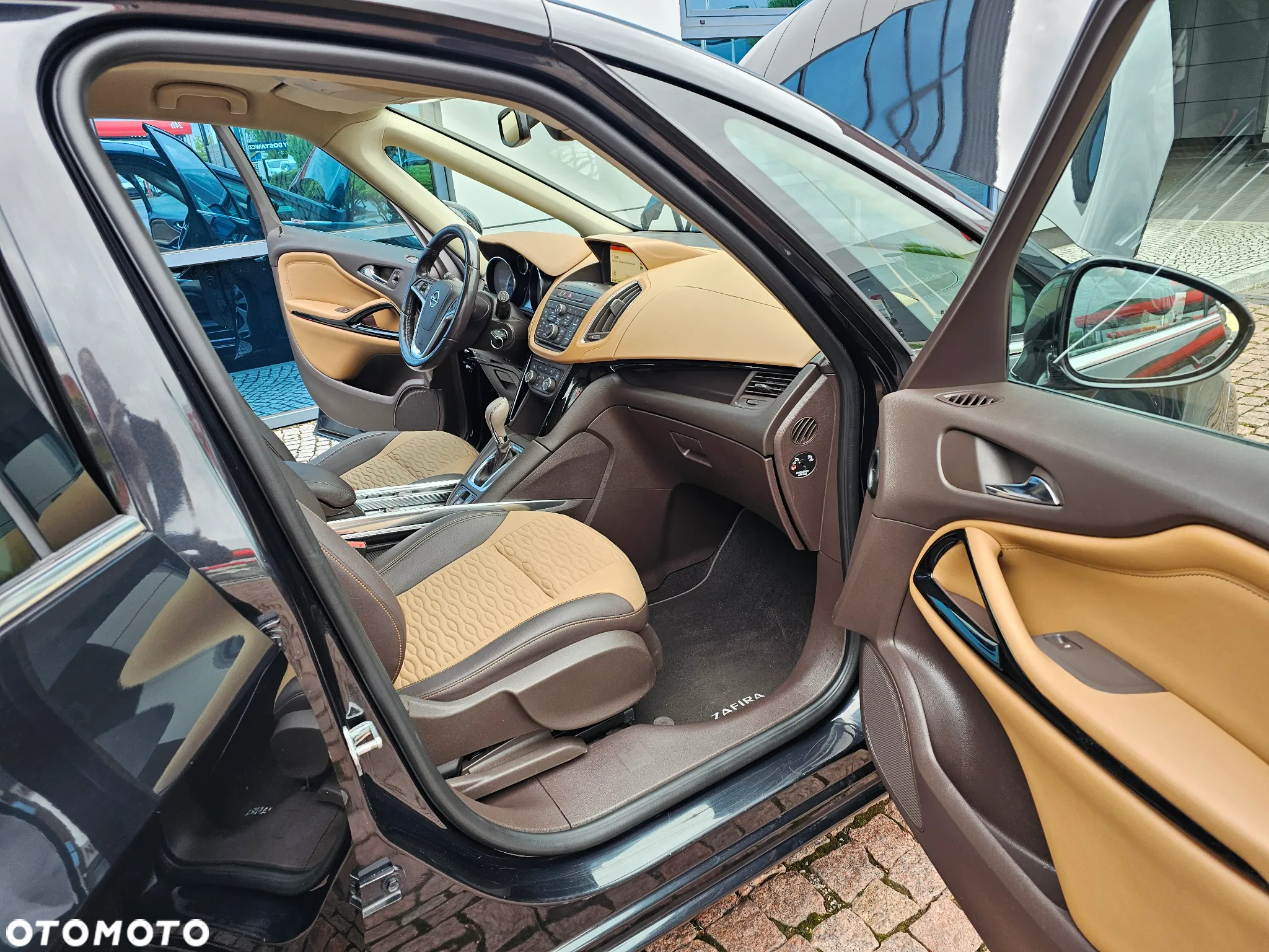 Opel Zafira Tourer 2.0 CDTI Automatik Business Innovation - 23