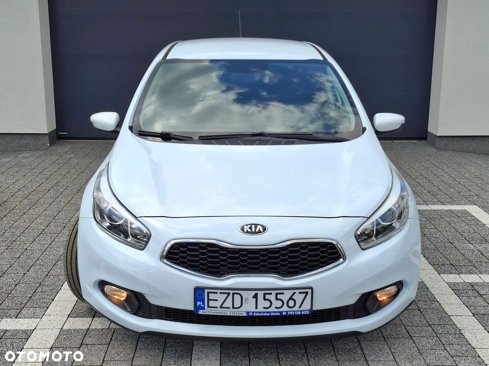 Kia Ceed 1.4 CVVT Spirit - 3