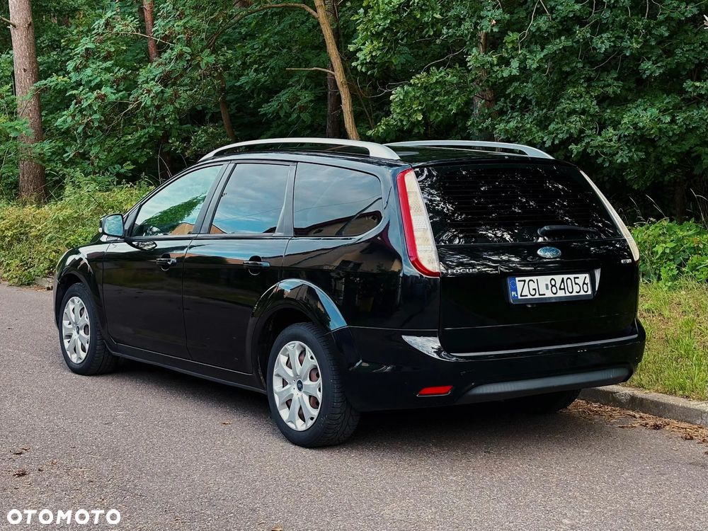 Ford Focus 1.8 TDCi Ambiente - 2