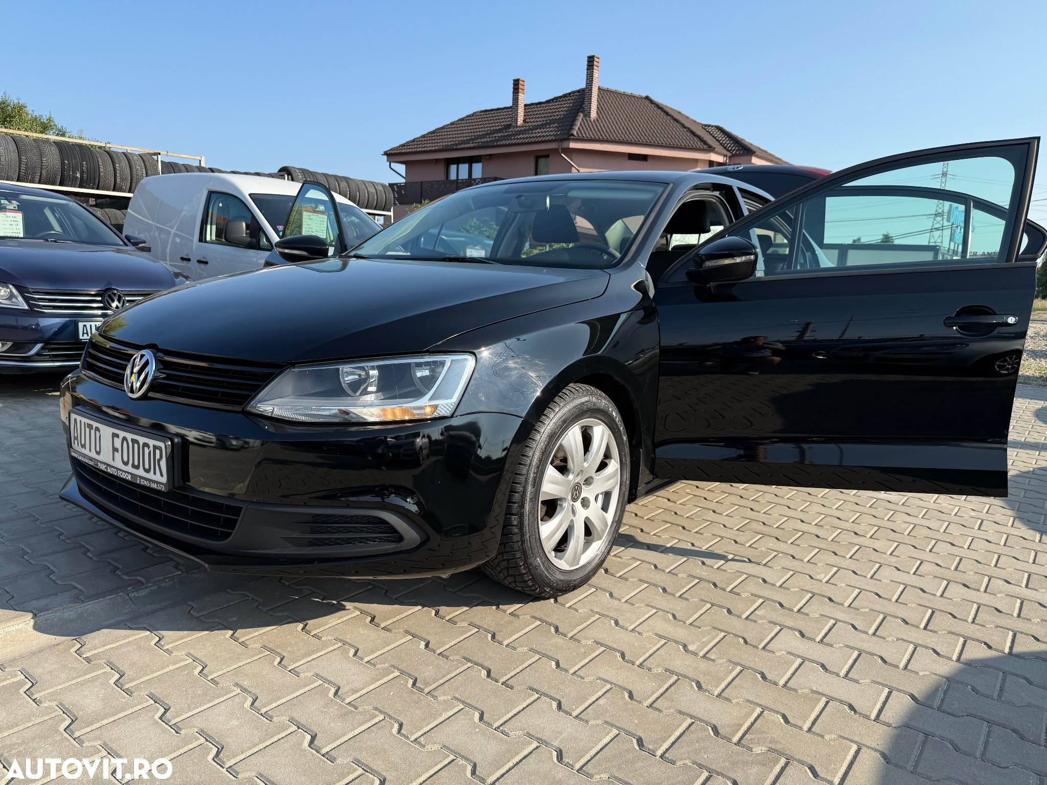 Volkswagen Jetta 1.6 TDI Blue Motion Technology Comfortline - 35