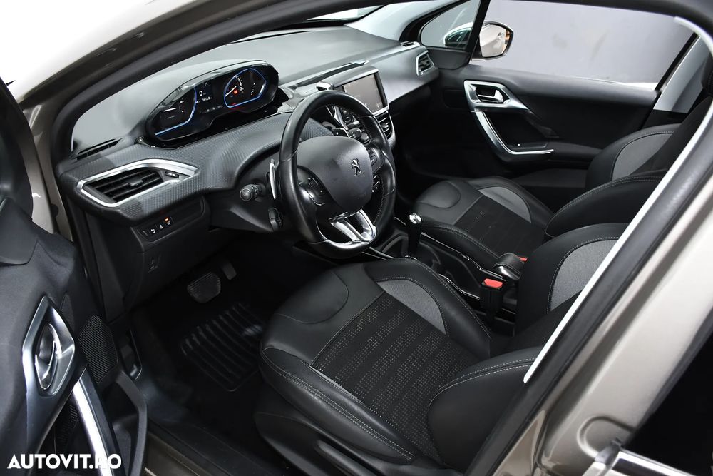 Peugeot 2008 PureTech 82 ETG5 STOP&START Allure - 13