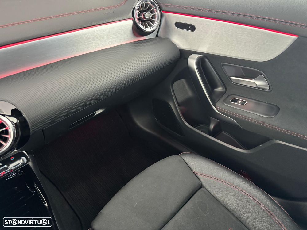 Mercedes-Benz CLA 35 AMG 4Matic - 21