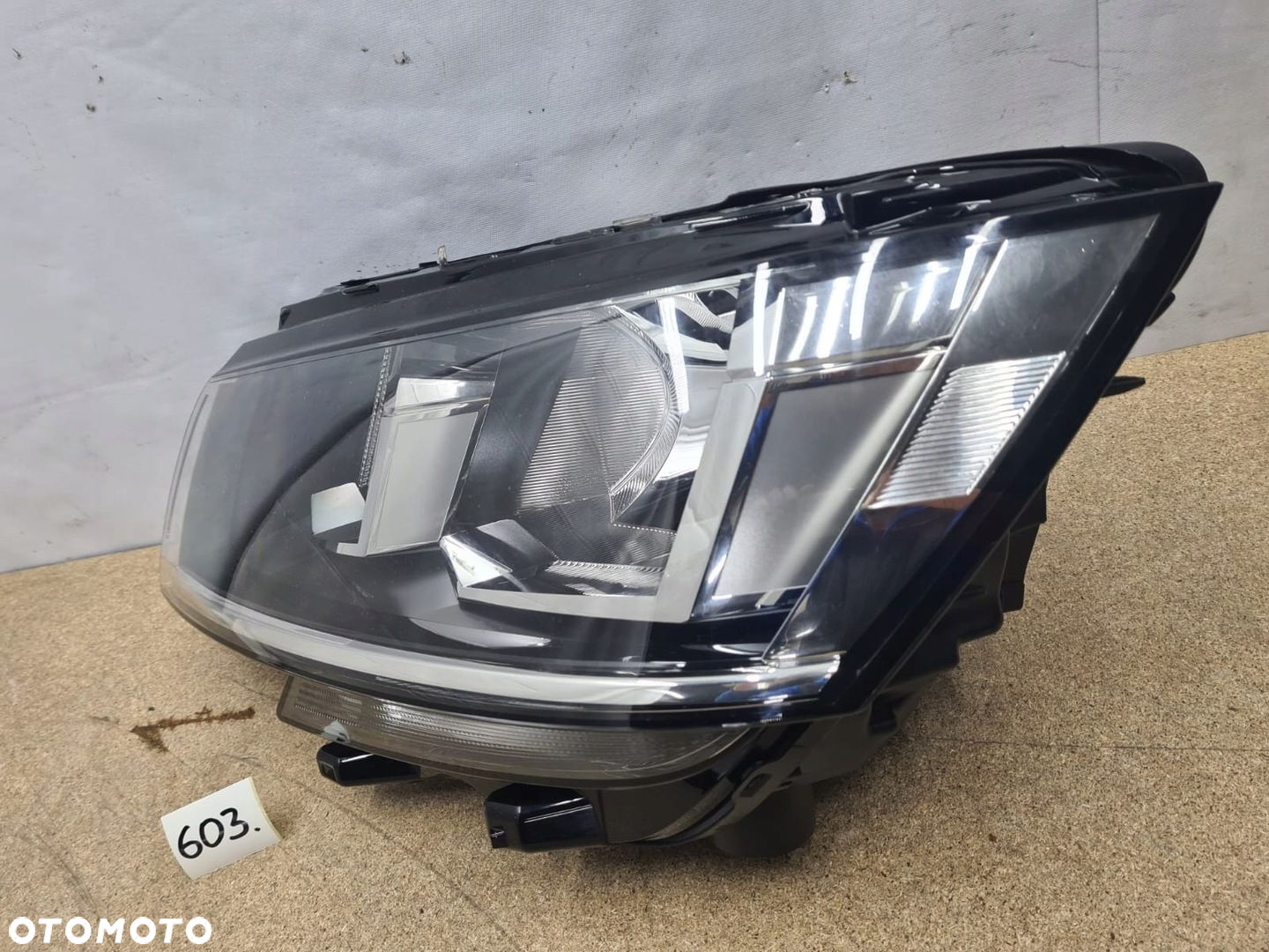 VW TRANSPORTER T6 LIFT LAMPA LEWA PRZÓD PRZEDNIA - 8