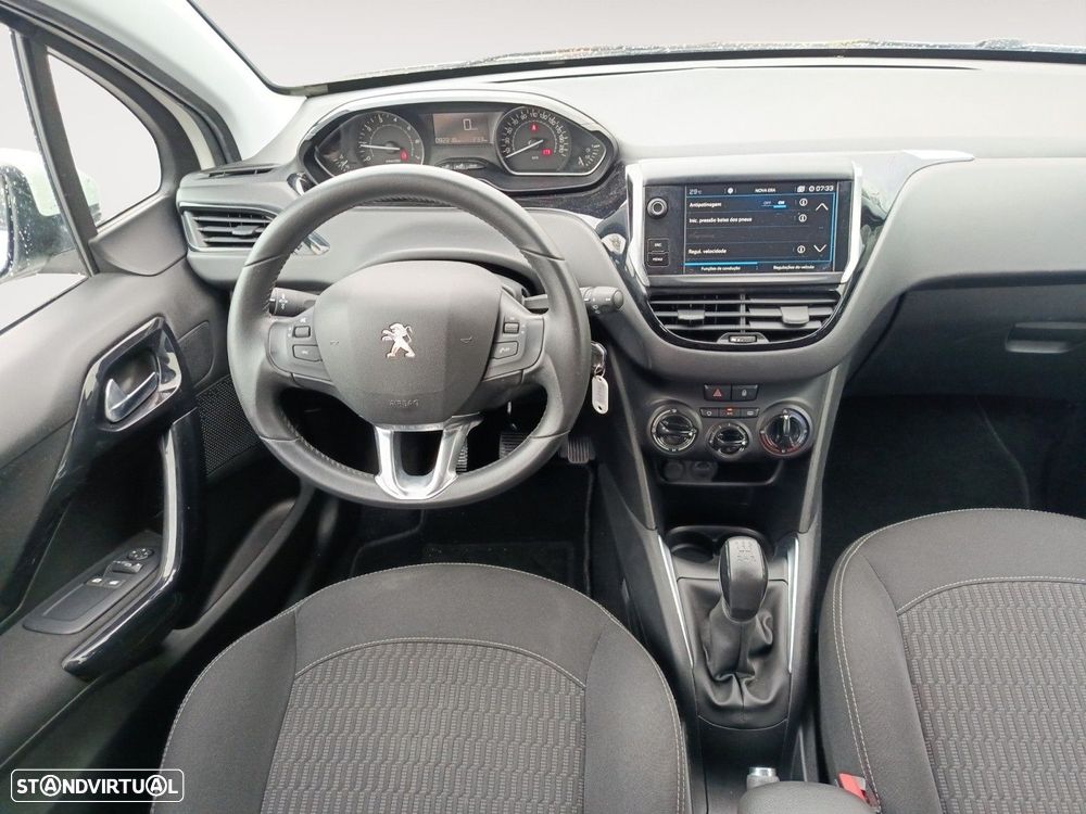 Peugeot 208 1.2 PureTech Active - 10