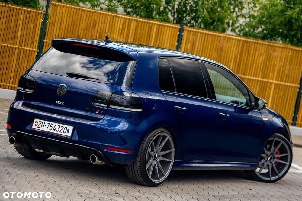 Volkswagen Golf 2.0 GTI DSG Edition 35 - 12