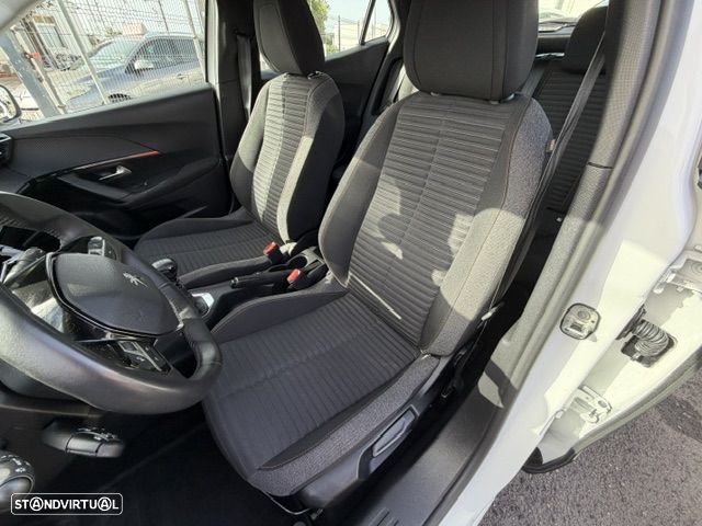 Peugeot 2008 1.5 BlueHDi Active Pack - 16