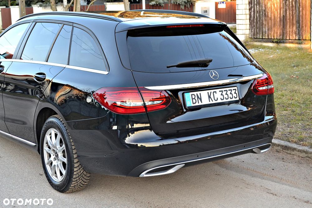 Mercedes-Benz Klasa C 220 d 9G-TRONIC Exclusive - 11