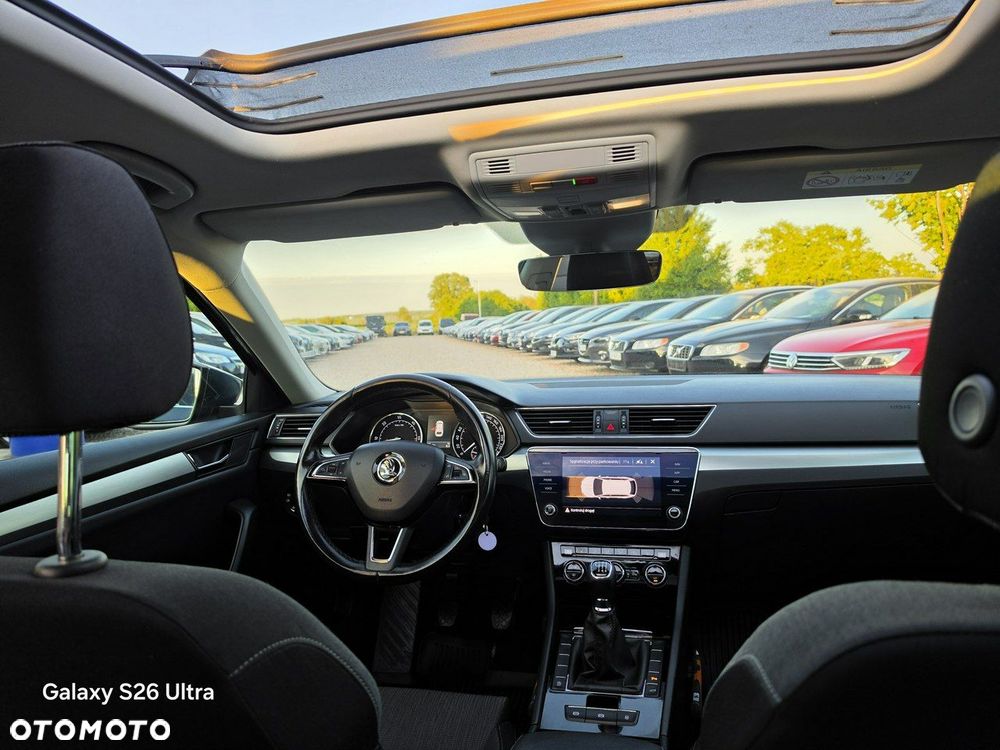 Skoda Superb 2.0 TDI Ambition - 34