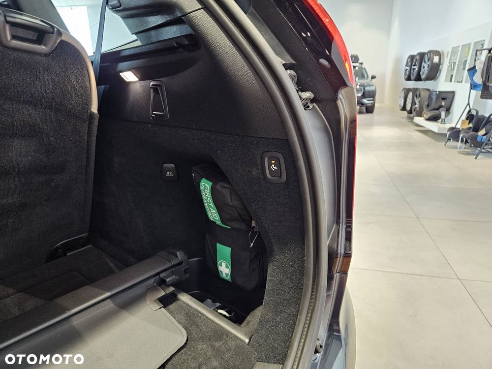 Volvo XC 90 - 33